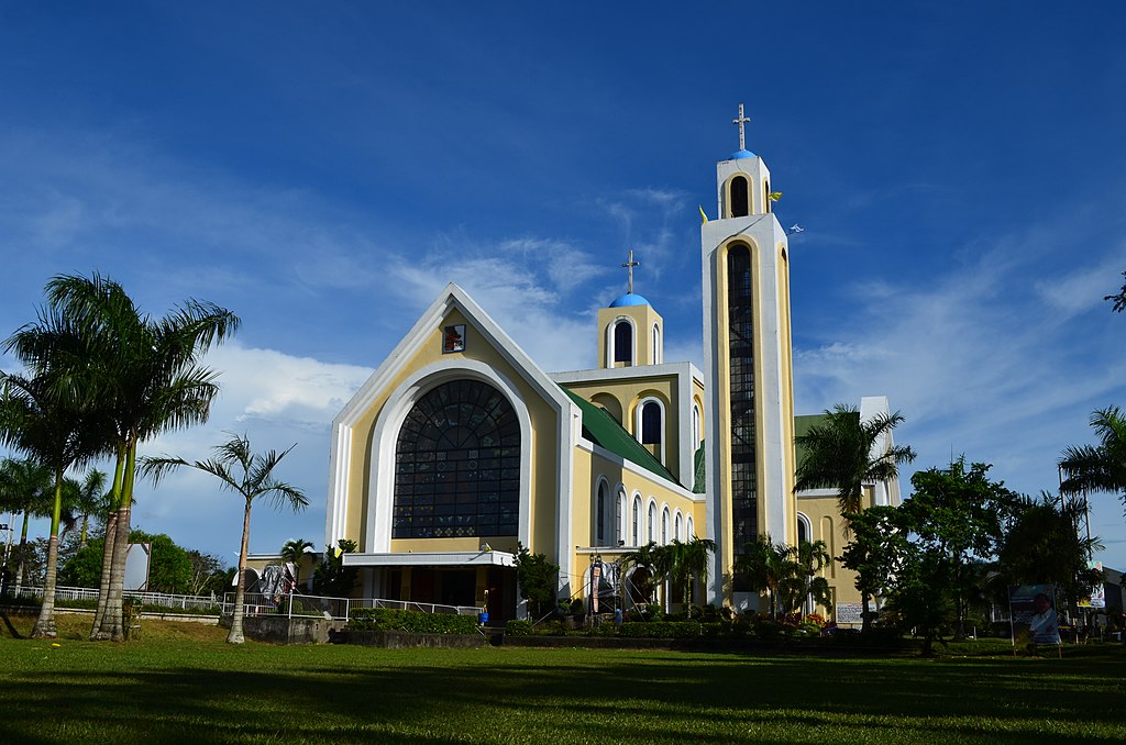 Minor Basilica and National Shrine of Our Lady of Peñafrancia in Naga ...