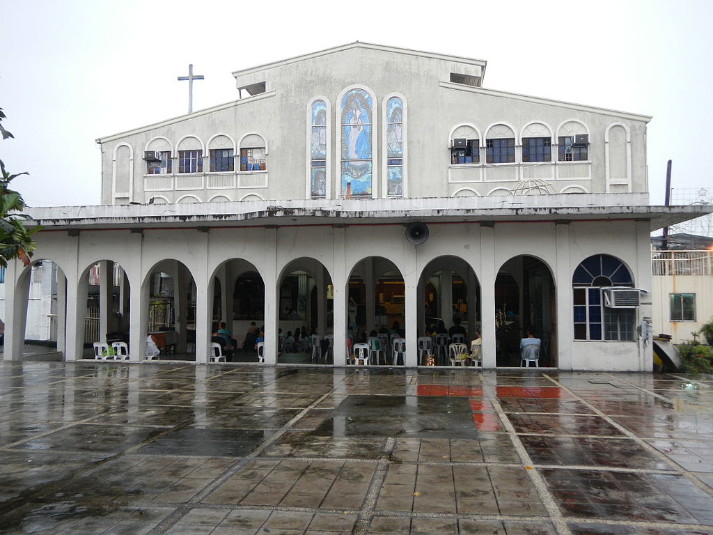 guadalupe-church-makati-city-tucked-within-the-busy-makati-flickr