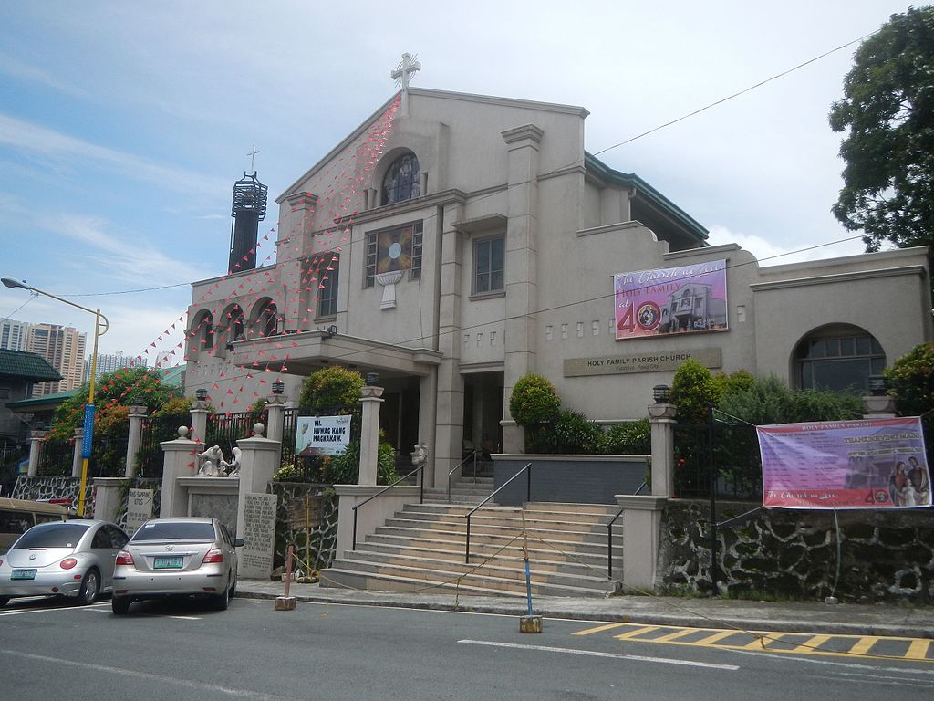 Holy Family Nearest Metro Station